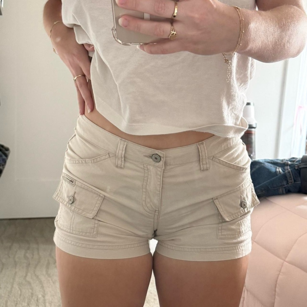 UNIONBAY Women's Cream Cargo Shorts